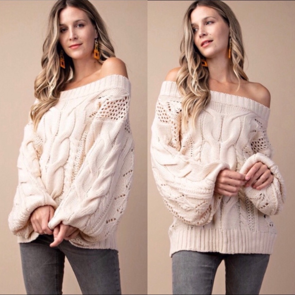 ❄️LAST1️⃣//VANILLA OFF SHOULDER CABLE SWEATER